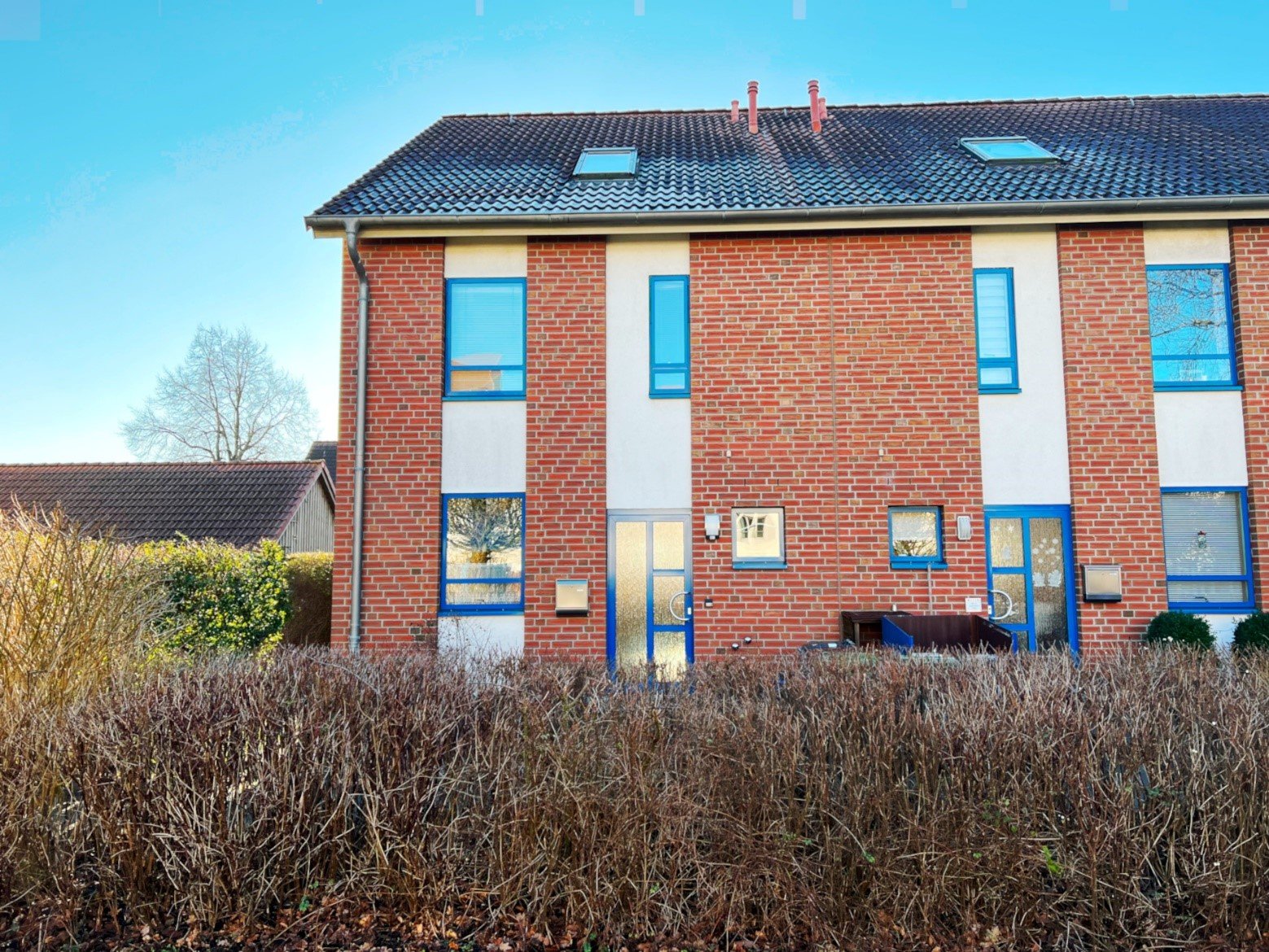 Foto Modernes Reihenendhaus in Sch�nkirchen