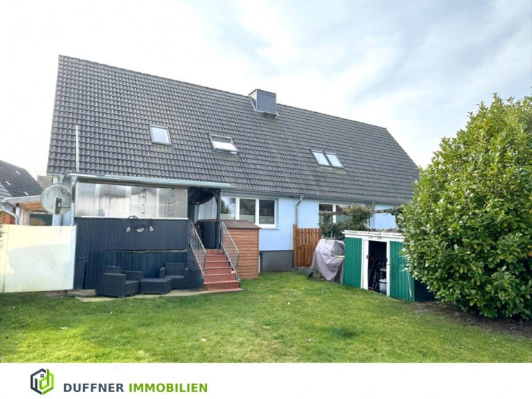 Garten Selent Wohn- / Gesch�ftshaus Attraktives Mehrfamilienhaus mit 4 Wohnungen - Hell, modern, zentral in Selent