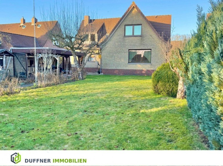 Haus Rendsburg Einfamilienhaus Gro�z�giges Raumwunder auf traumhaftem Grundst�ck - 8 Zimmer f�r Ihre Wohntr�ume in Rendsburg