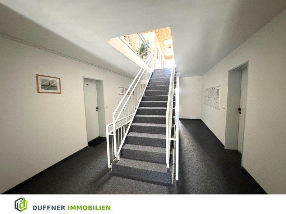Treppenhaus Erdgeschosswohnung Sch�nberg (Holstein) / Sch�nbergerstrand