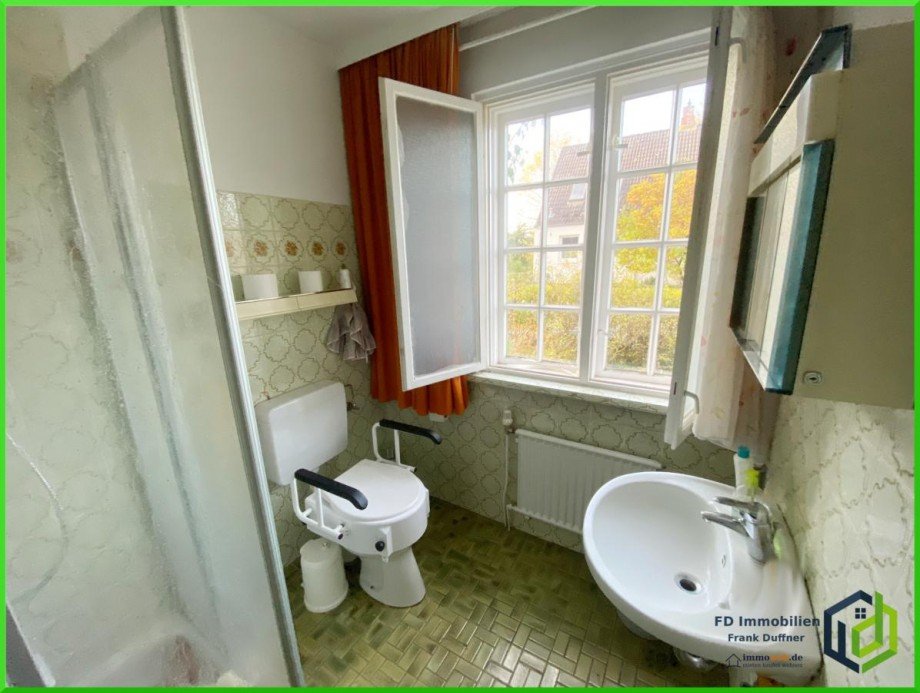 Bad EG Doppelhaush�lfte Kiel