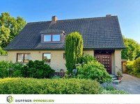 Hauptbild RESERVIERT: Attraktives Einfamilienhaus mit großem Grundstück in Rendsburg