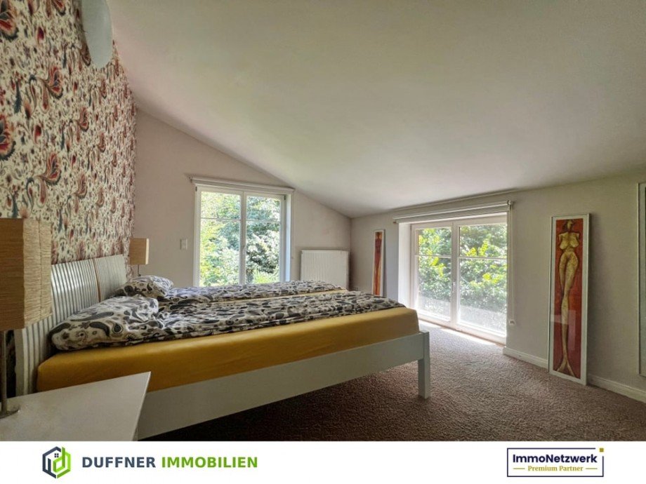 Schlafzimmer OG Einfamilienhaus Rosengarten