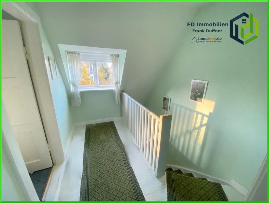 Flur DG Doppelhaush�lfte Kiel