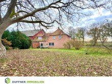 Seitenansicht VERKAUFT Resthof auf 7000 qm mit sehr gro�er Scheune und Entwicklungspotenzial in Thaden