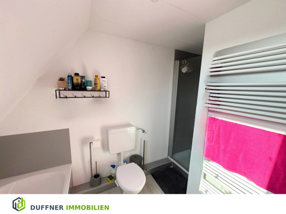 Bad oben Wohn- / Gesch�ftshaus Selent