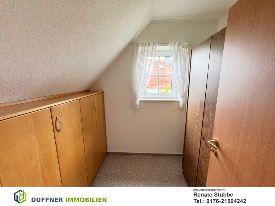 KB Ankleidezimmer Einfamilienhaus Laboe
