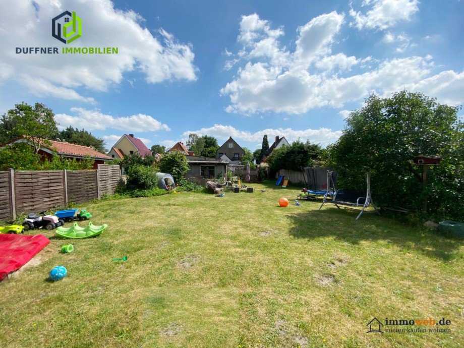 Bild... Zweifamilienhaus Neum�nster