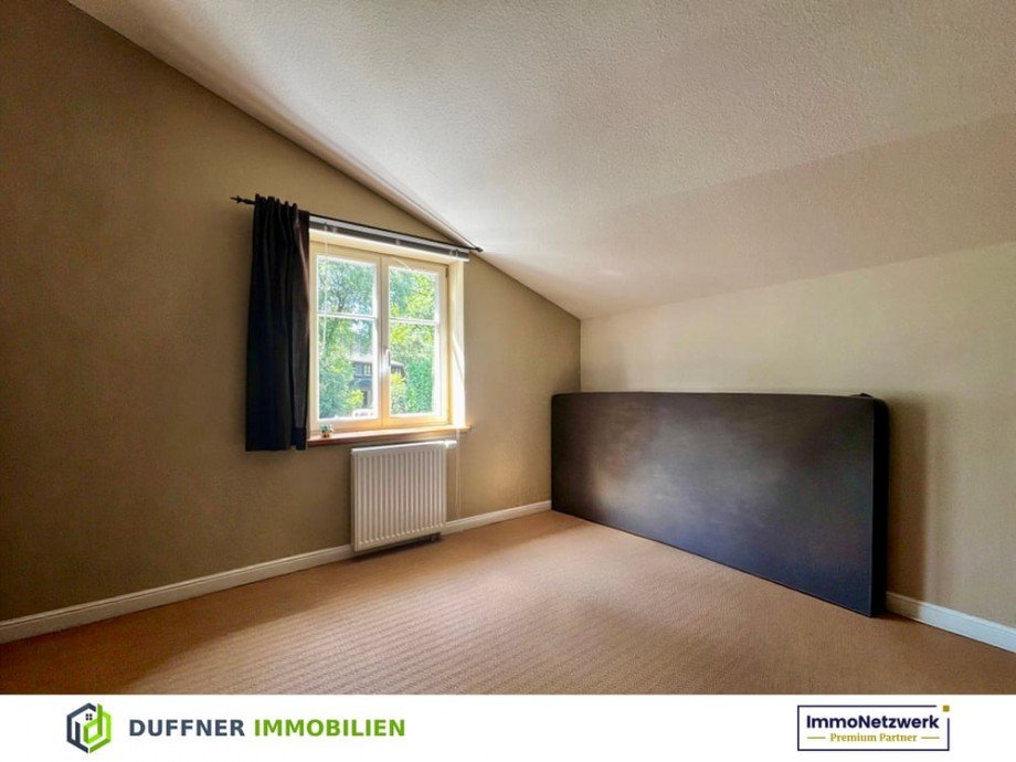 Zimmer 1 OG Einfamilienhaus Rosengarten