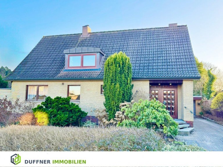 Haus Rendsburg Einfamilienhaus Gro�z�giges Raumwunder auf traumhaftem Grundst�ck - 8 Zimmer f�r Ihre Wohntr�ume in Rendsburg