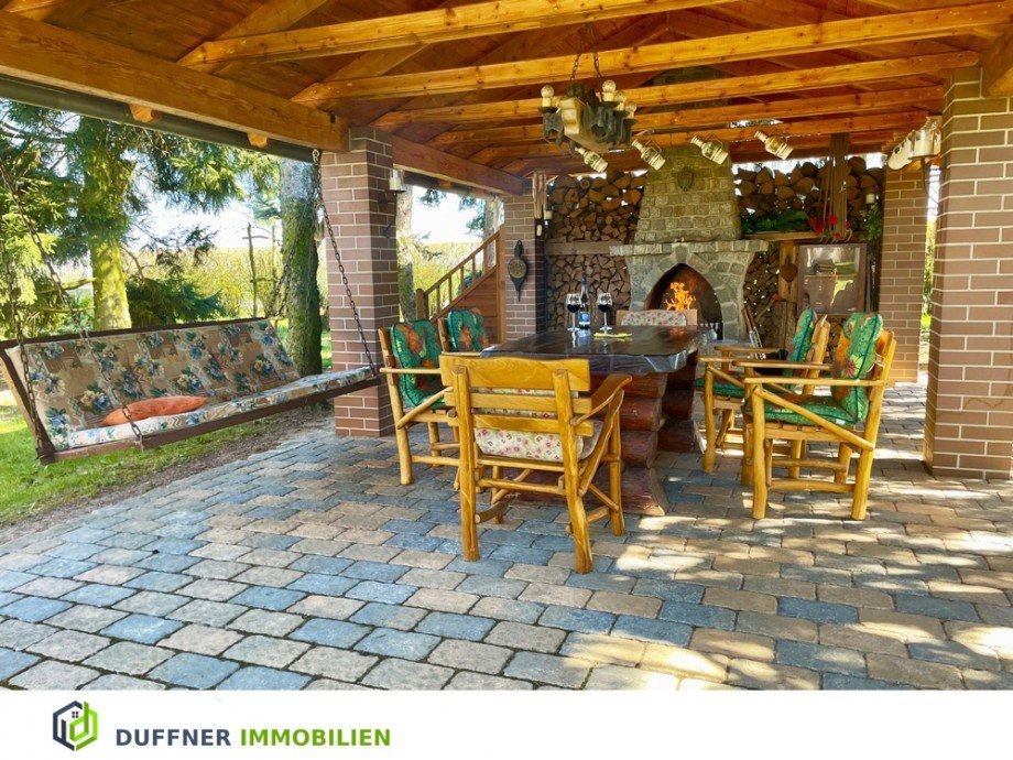 Freisitz mit Kamin Einfamilienhaus Bad Schmiedeberg