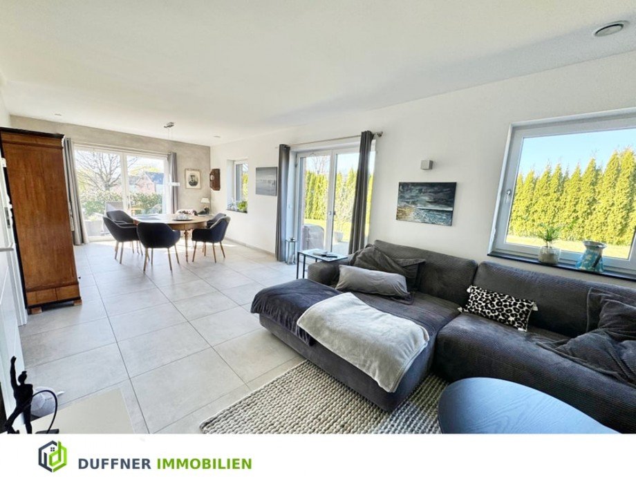 Wohn-u. Esszimmer Einfamilienhaus Probsteierhagen